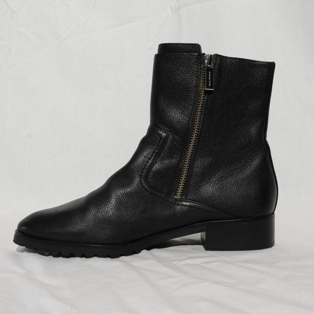 MICHAEL KORS Black Triple Zippered Ankle Moto Boots w/Lugg Soles, size 8½M - Picture 11 of 11